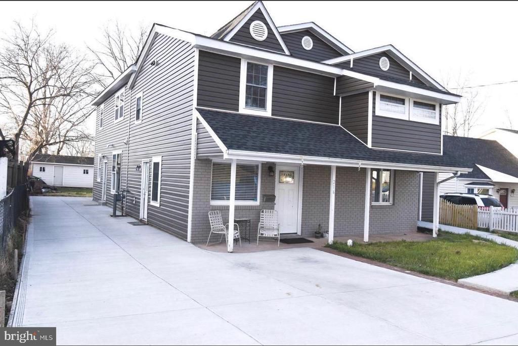 216 COLFAX COURT , MANASSAS PARK, VA 20111