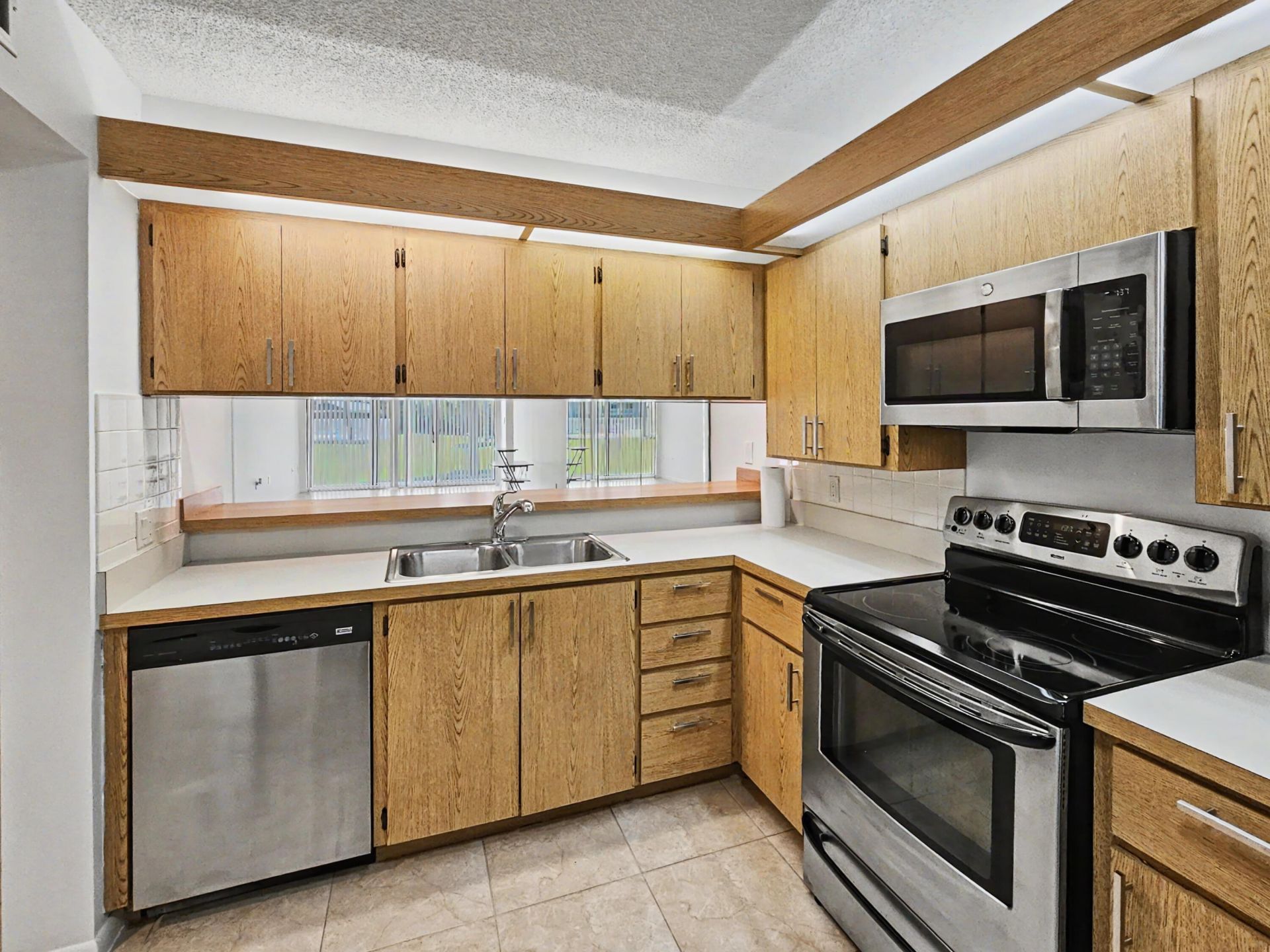 2791 Village Boulevard, Unit 105, West Palm Beach, FL 33409 Photo