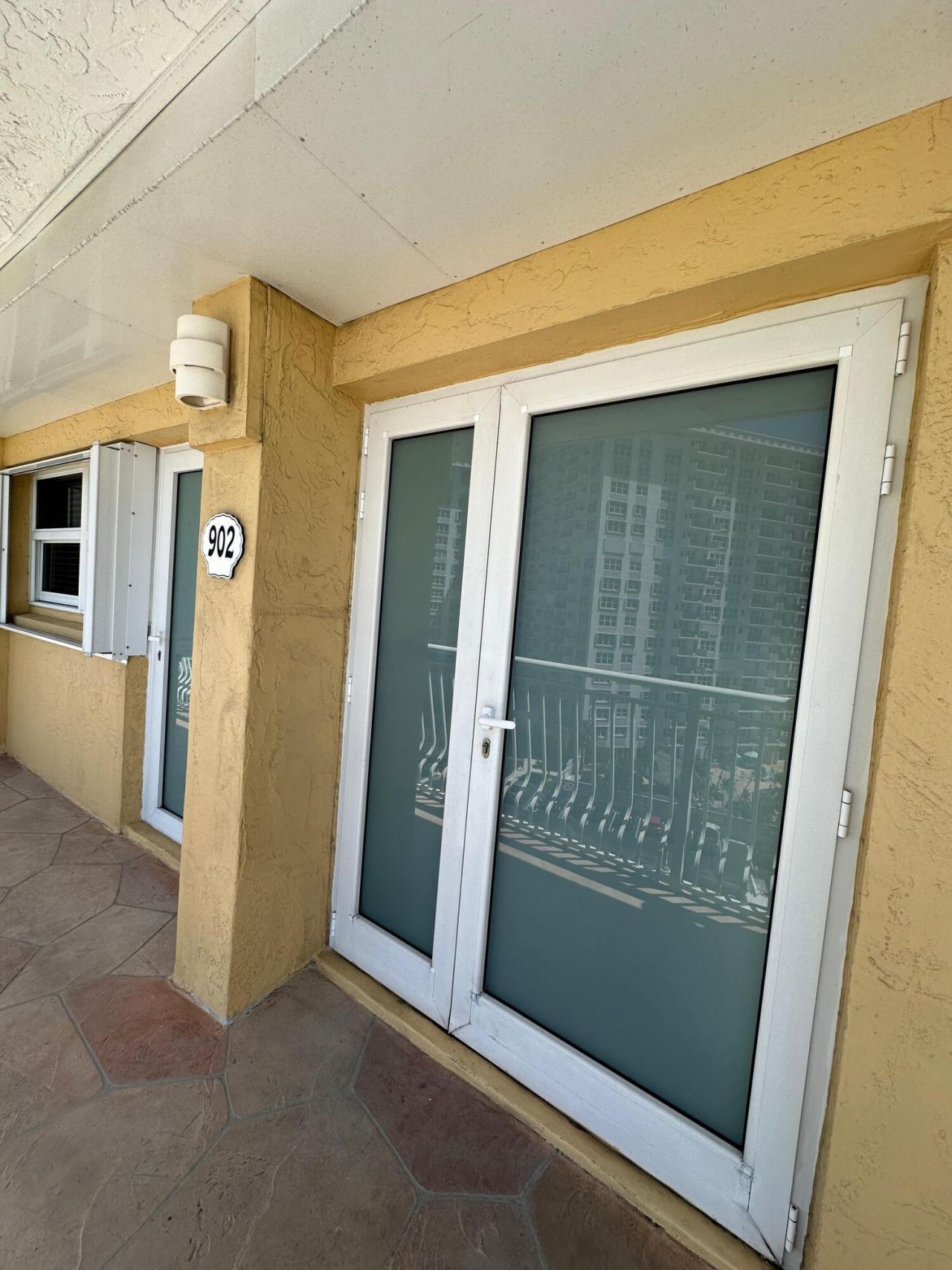 328 N Ocean Boulevard, Unit 902, Pompano Beach, FL 33062 Photo