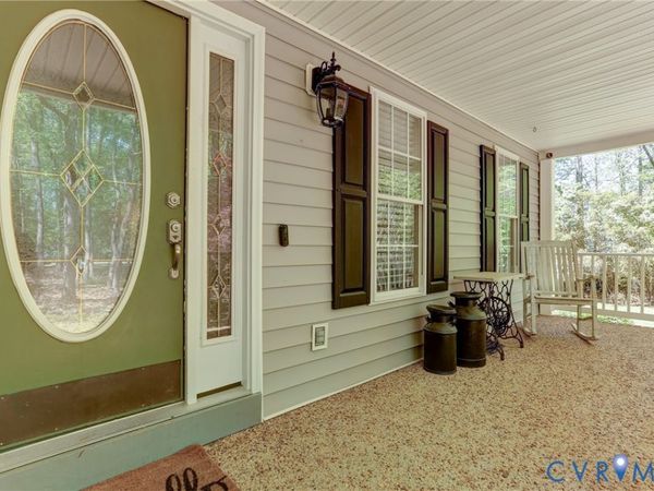 2025 Valley Springs Circle , Powhatan, VA 23139