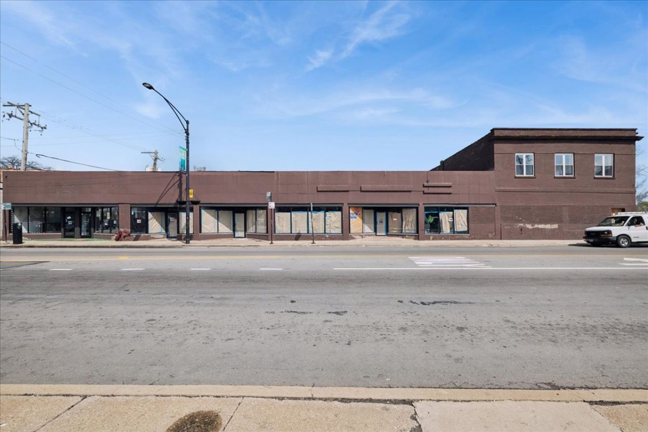 4650 S Indiana Avenue , Chicago, IL 60653