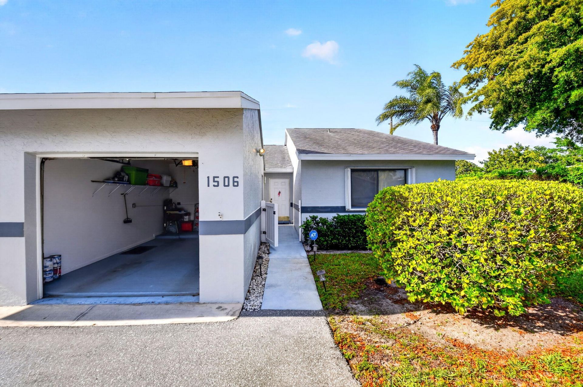 2641 Gately Drive W, Unit 1506, West Palm Beach, FL 33415 Photo