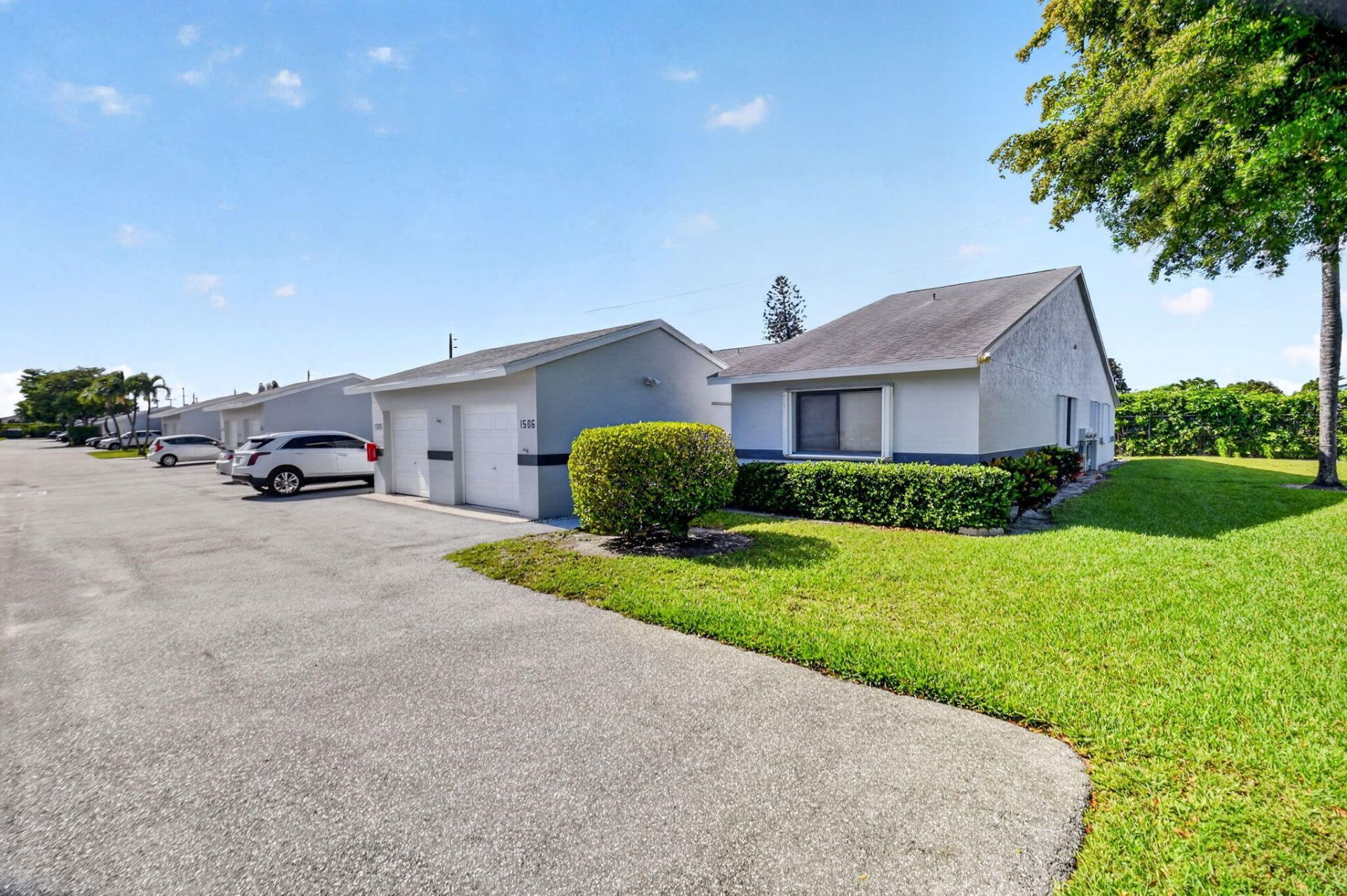 2641 Gately Drive W, Unit 1506, West Palm Beach, FL 33415 Photo