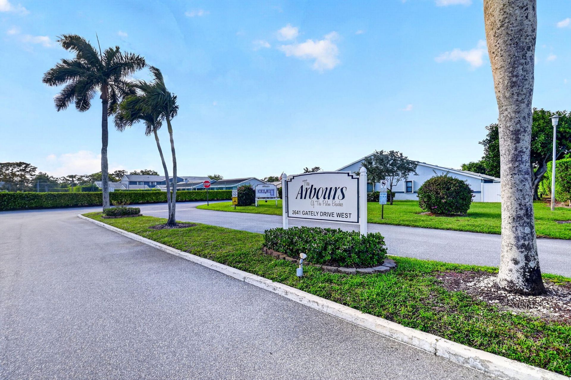 2641 Gately Drive W, Unit 1506, West Palm Beach, FL 33415 Photo