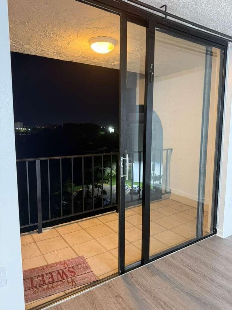 9682 Fontainebleau Boulevard, Unit 603, Miami, FL 33172 Photo