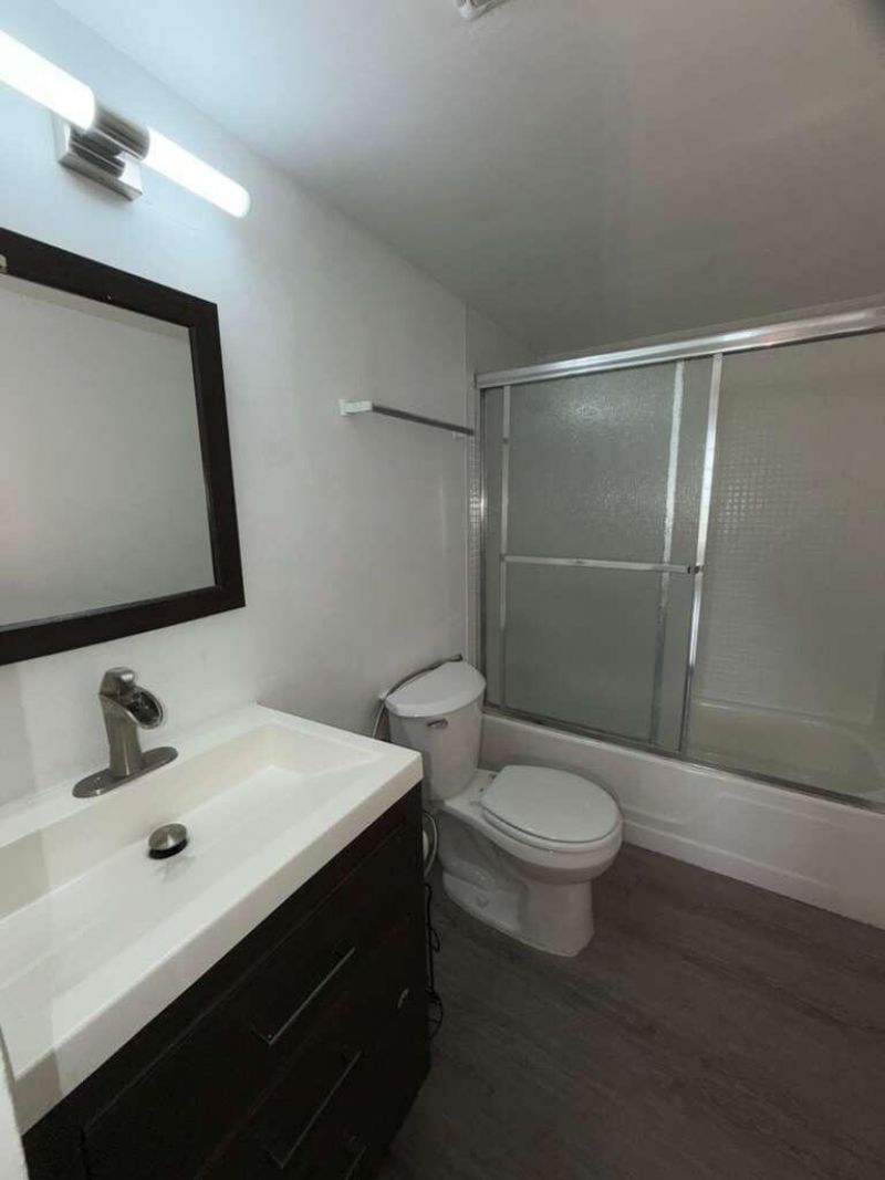 9682 Fontainebleau Boulevard, Unit 603, Miami, FL 33172 Photo