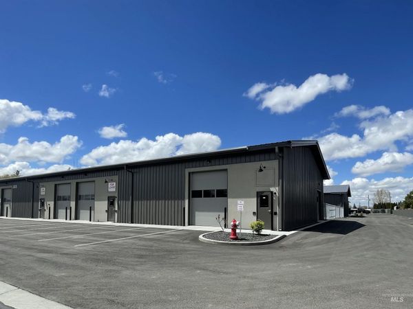 2635 Kimberly Rd, Unit 200, Twin Falls, ID 83301