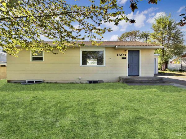 1504 7th St, Clarkston, WA 99403