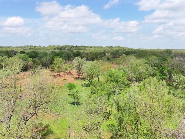 6 Wild Horse Creek, Luther, OK 73054