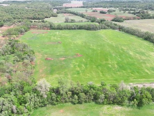 9 Wild Horse Creek, Luther, OK 73054