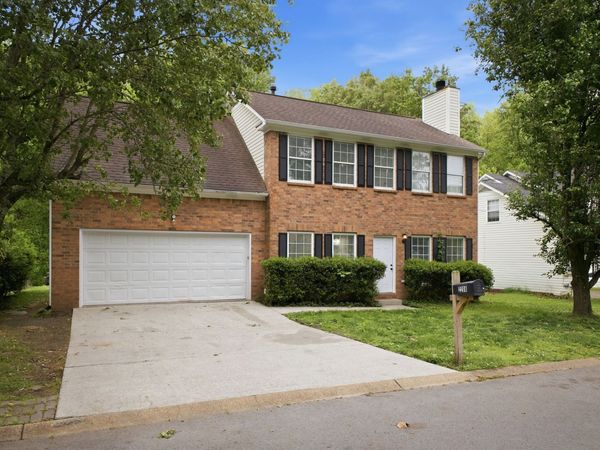 2208 Oak Barrel Ln , Antioch, TN 37013