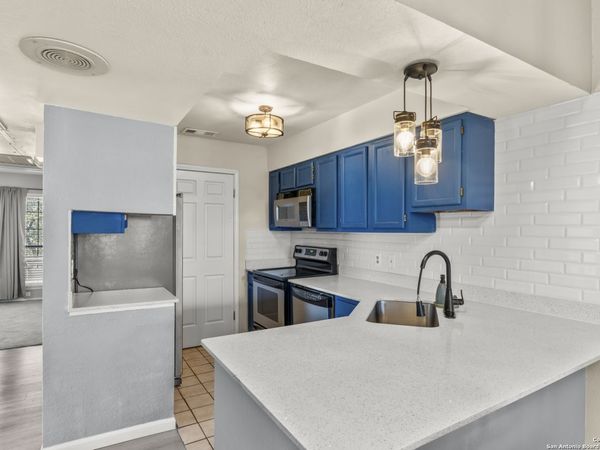 6100 Woodlake, Unit 312, San Antonio, TX 78244