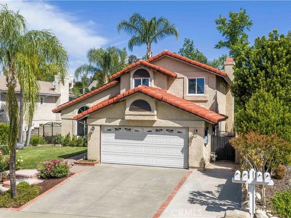 25541 Pembrook Place, Saugus, CA 91350