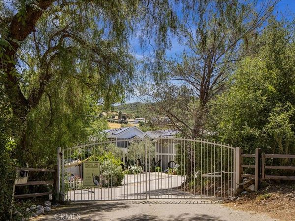 2210 Triunfo , Agoura Hills, CA 91301