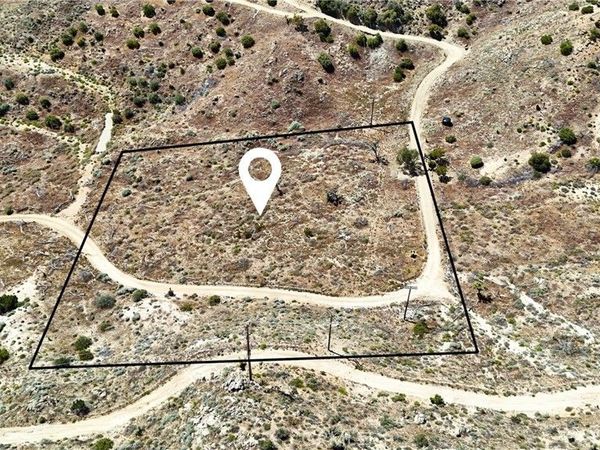 2 Eagles Nest, Yucca Valley, CA 92284