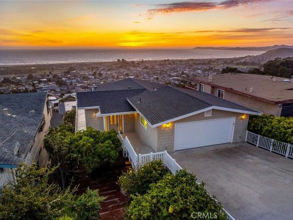 2621 Maple Avenue, Morro Bay, CA 93442