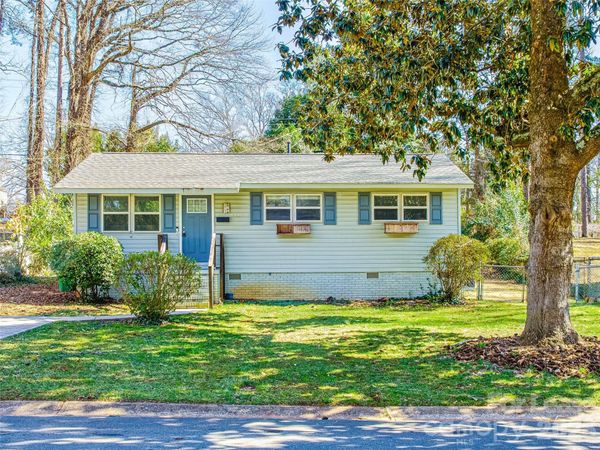 2515 Thornton Road, Charlotte, NC 28208