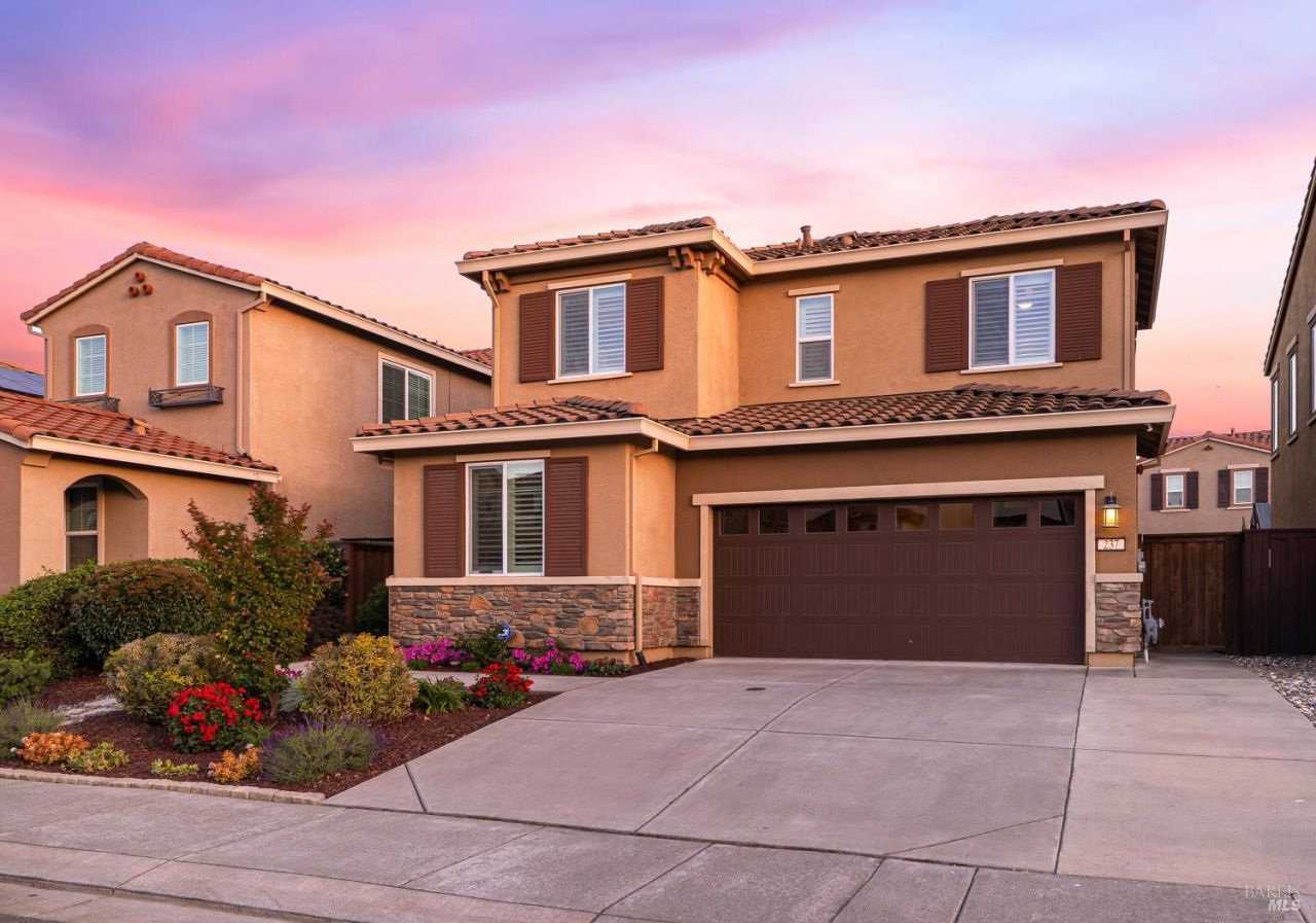 237 Juneau Drive, Vacaville, CA 95687 Main Photo