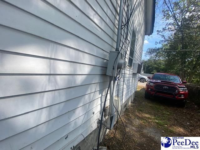 805 Commander Street Photo 15