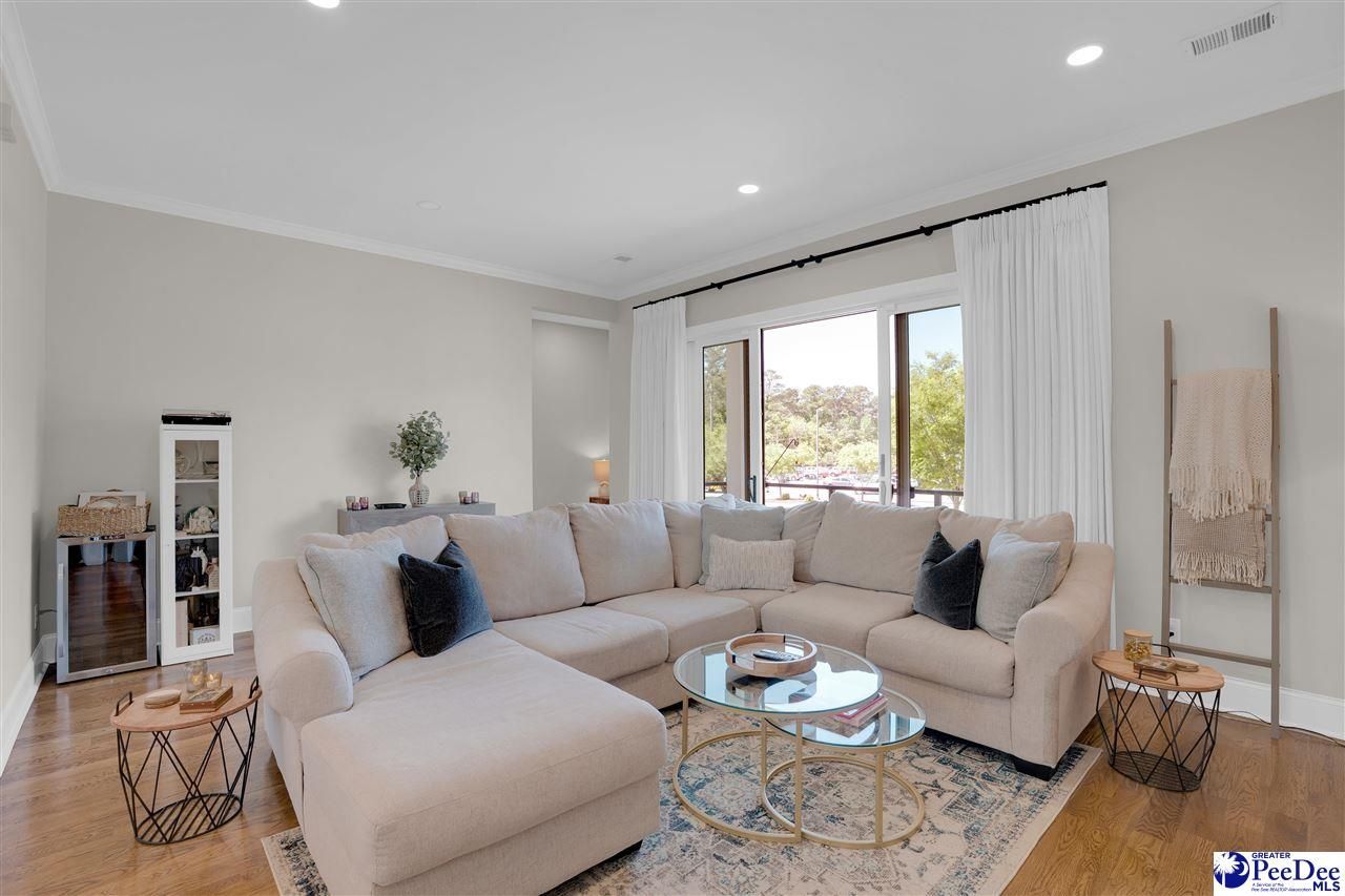 1510 Brentwood Drive Unit B Photo 10