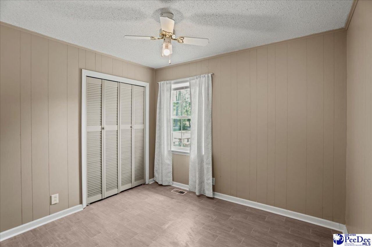 129 S Fifth St Photo 15