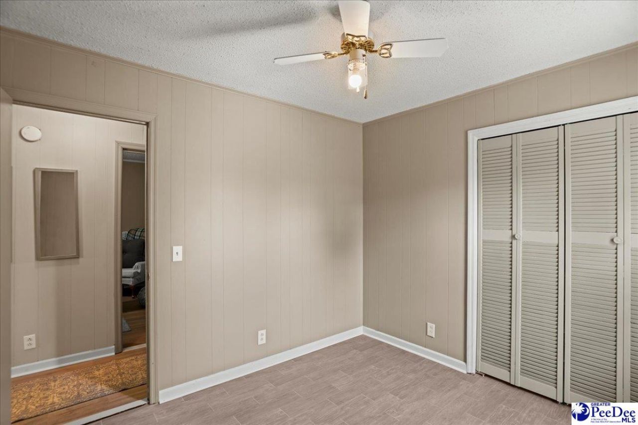 129 S Fifth St Photo 16