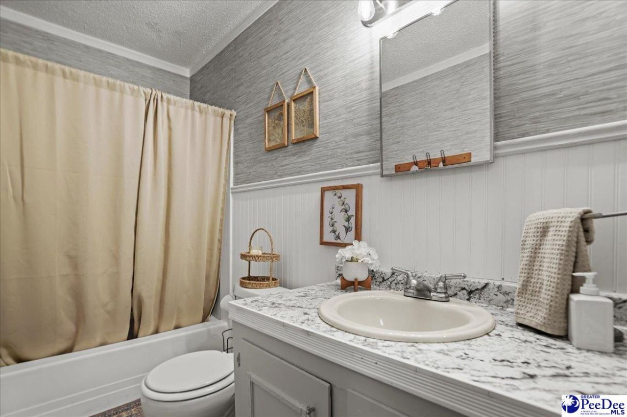 129 S Fifth St Photo 23