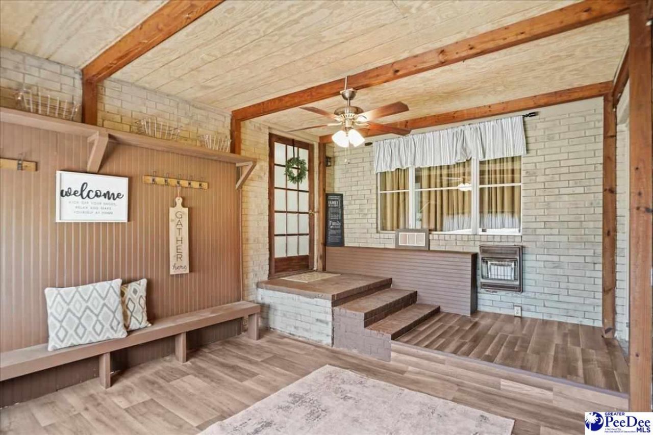 129 S Fifth St Photo 29