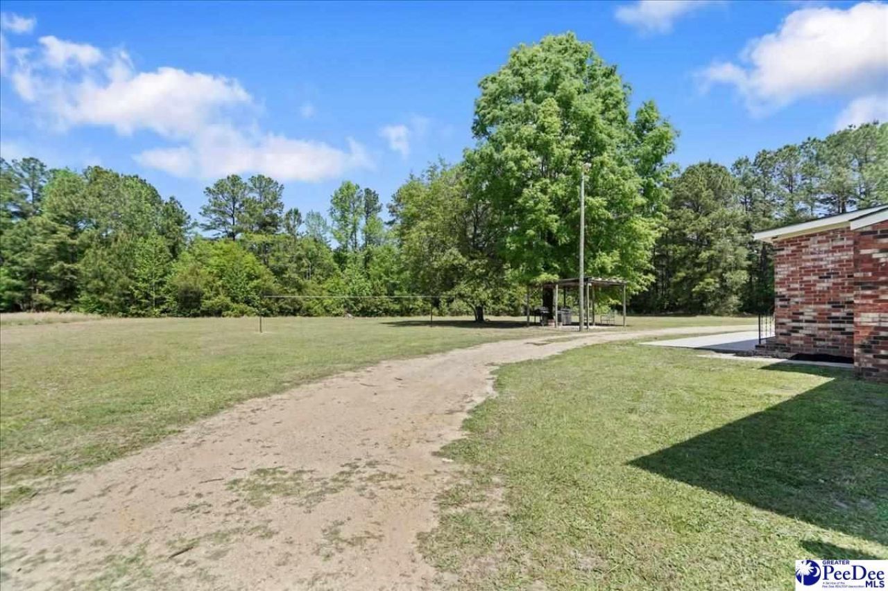 129 S Fifth St Photo 33