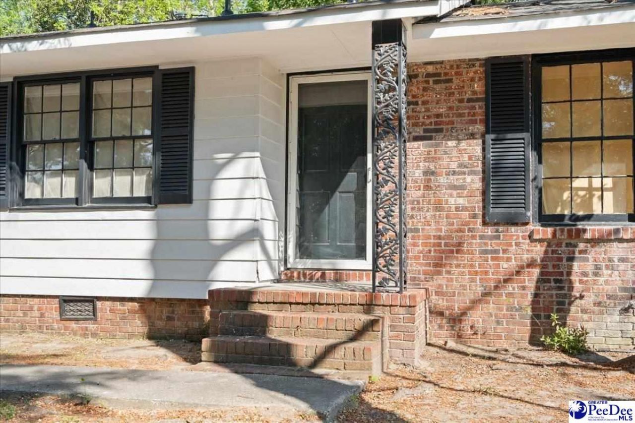 1116 Lewis Lane Photo 5