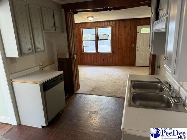 425 Winston Street Photo 11