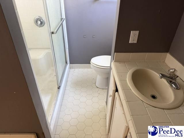 425 Winston Street Photo 13