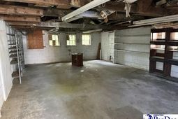 425 Winston Street photo 4