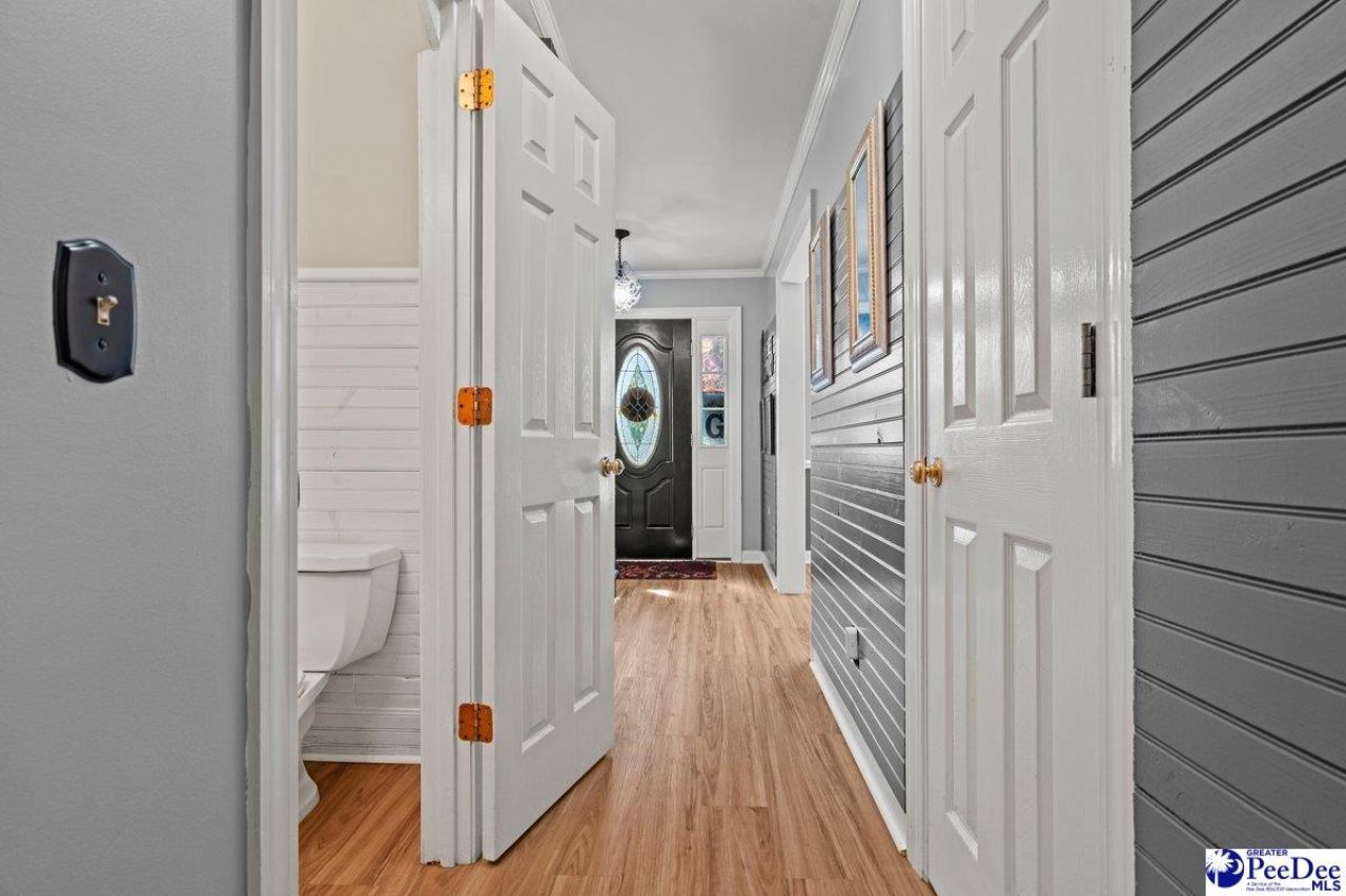 363 S Barrington Dr Photo 23