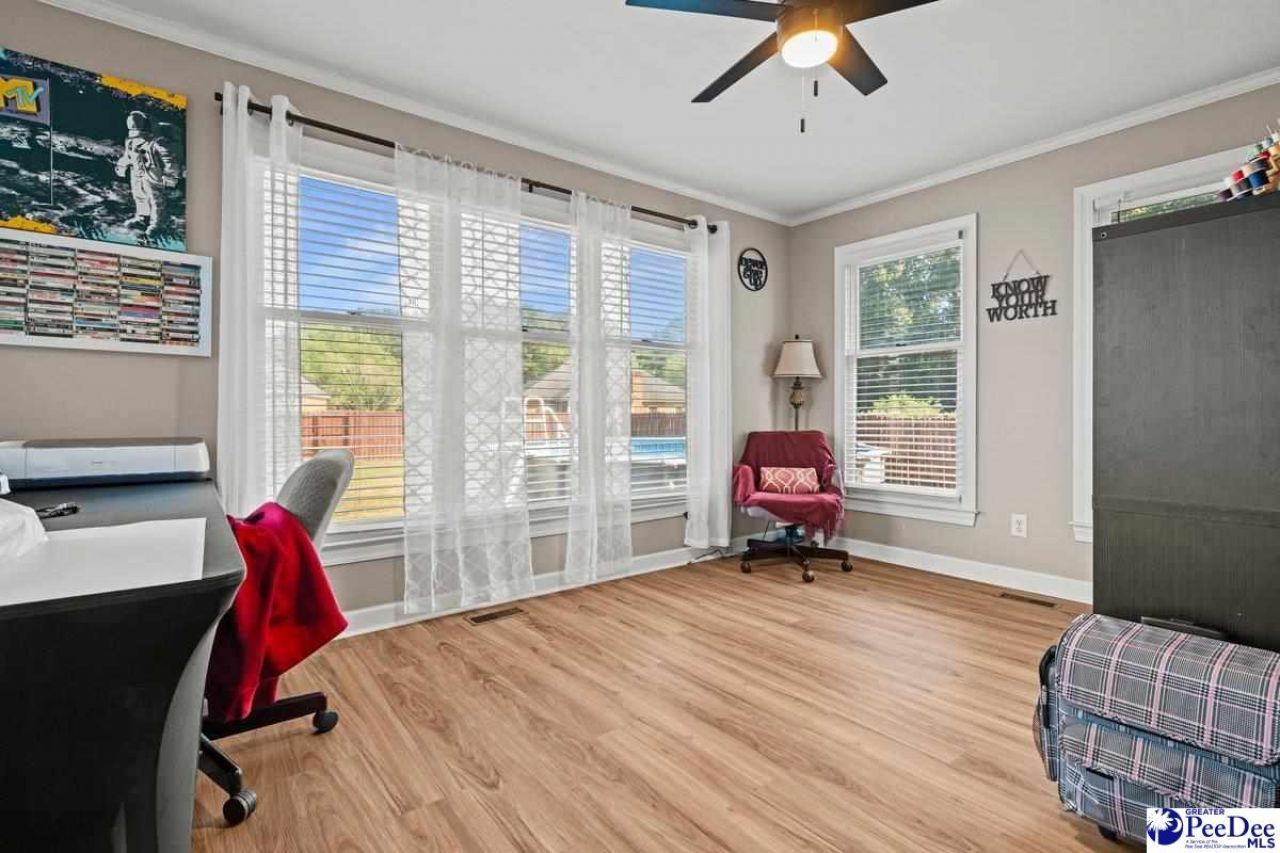 363 S Barrington Dr Photo 25