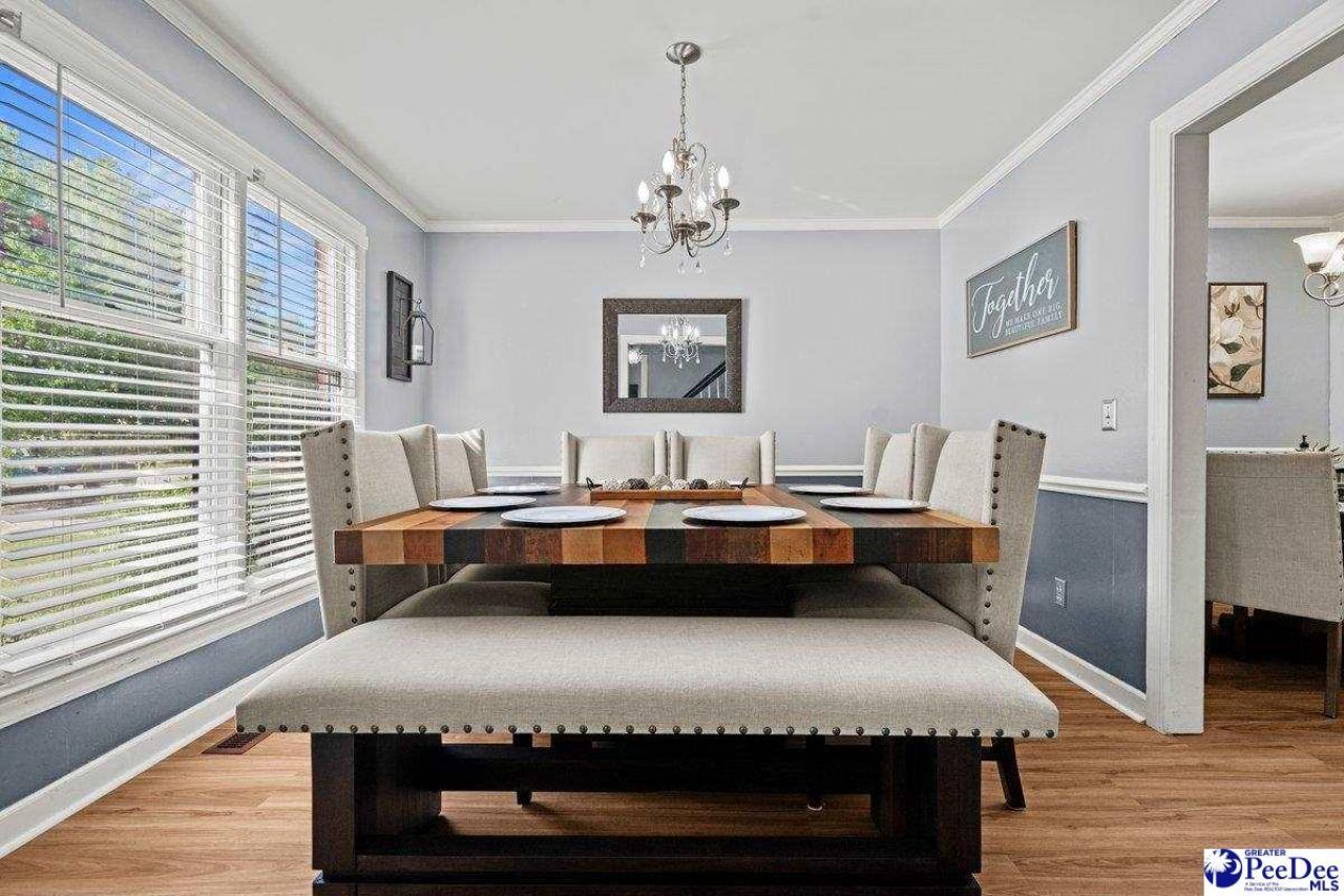 363 S Barrington Dr Photo 8