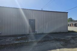 118 SE Railroad Avenue photo 4