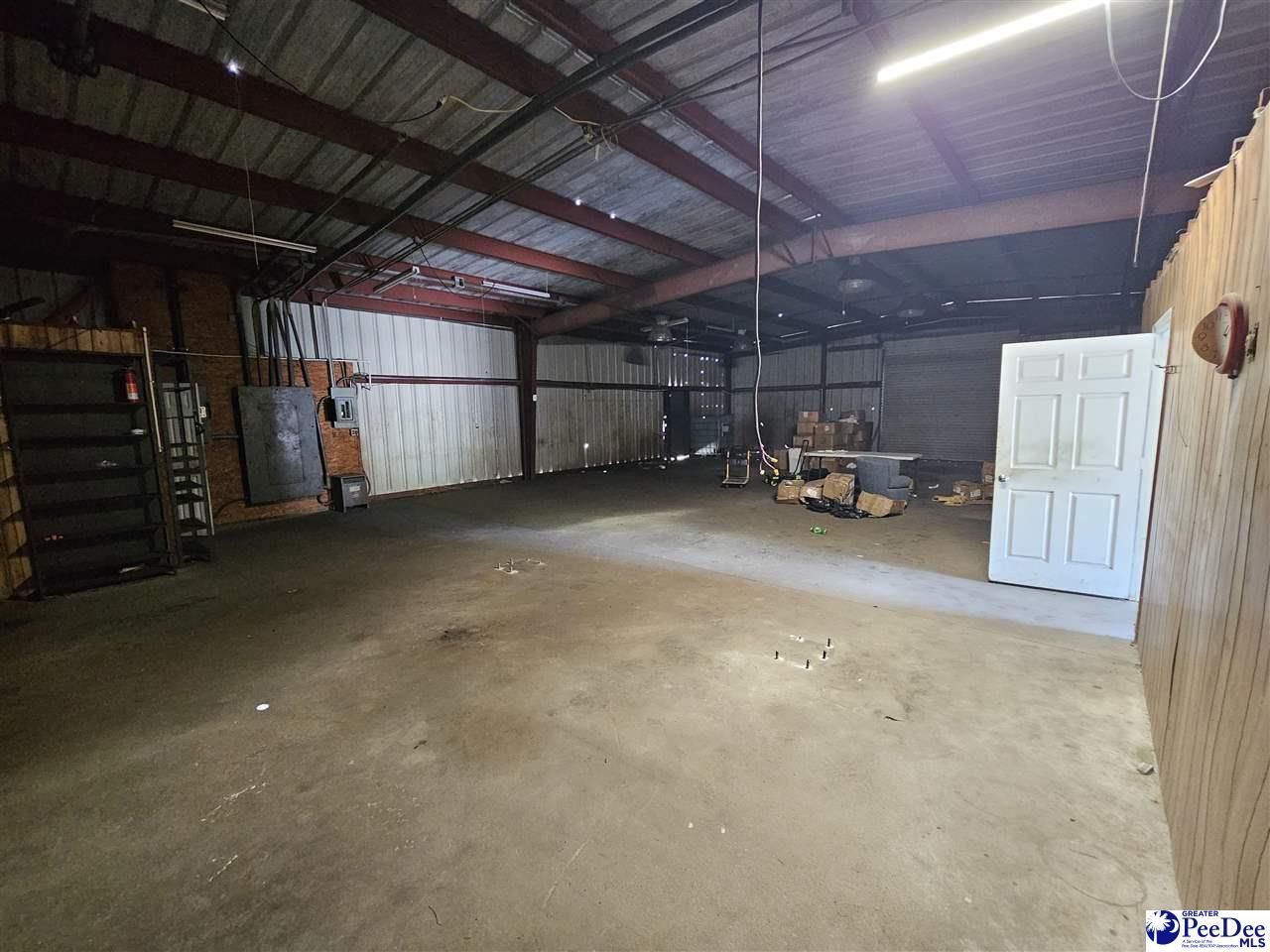 118 SE Railroad Avenue Photo 5