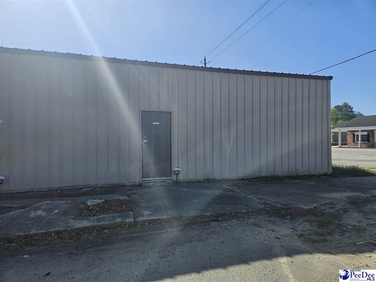 118 SE Railroad Avenue Photo 7