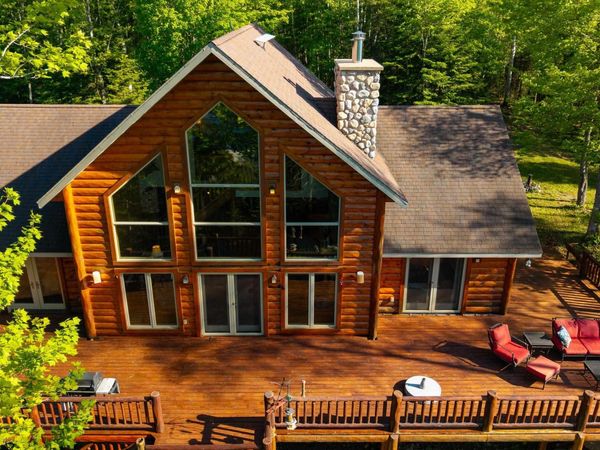28278 E Fence Lake Road, Spurr Twp, MI 49861