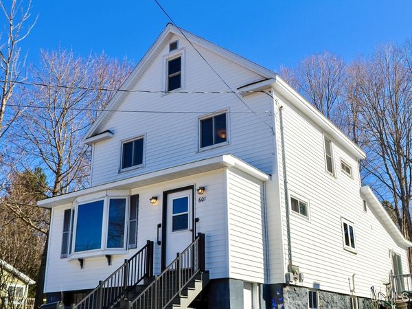 601 W Baraga Avenue, Houghton, MI 49931