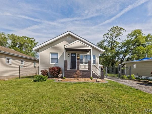 3209 Louisiana Drive, East St Louis, IL 62205