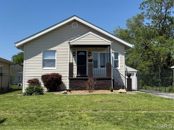 3209 Louisiana Drive , East St Louis, IL 62205