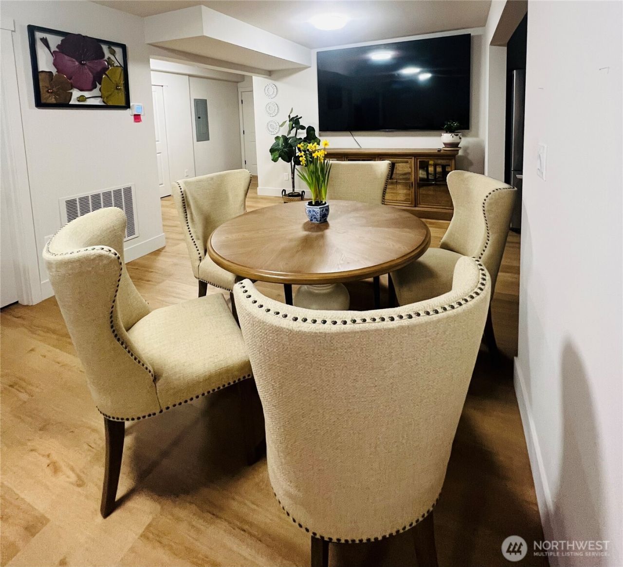 20916 3rd Avenue S, Des Moines, WA 98198