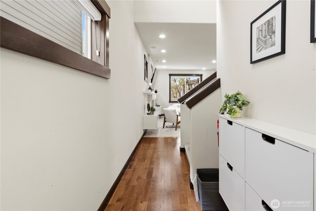 14504 17th Avenue W, Lynnwood, WA 98087