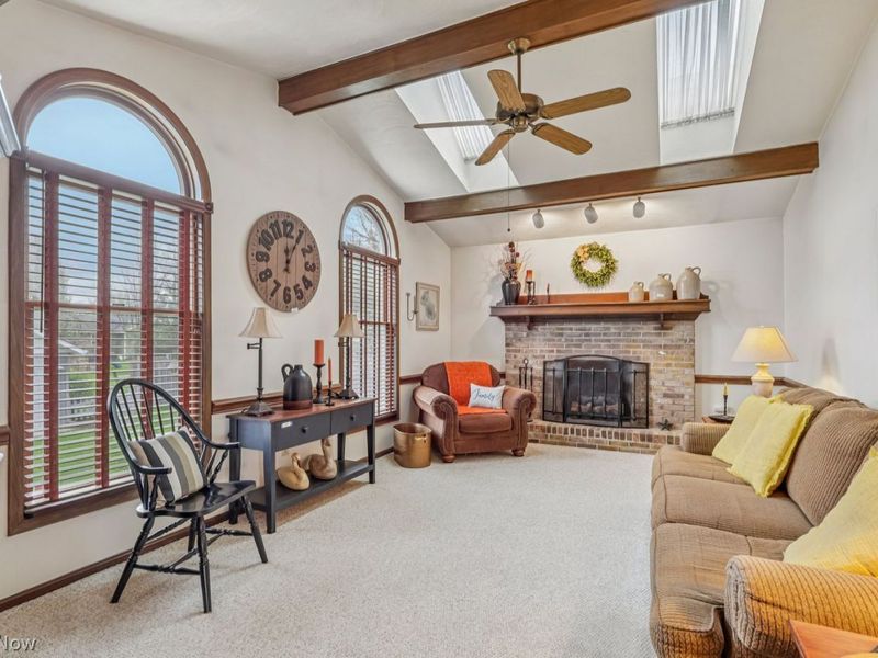 6598 N Timberidge Drive, Austintown, OH 44515 Photo 13