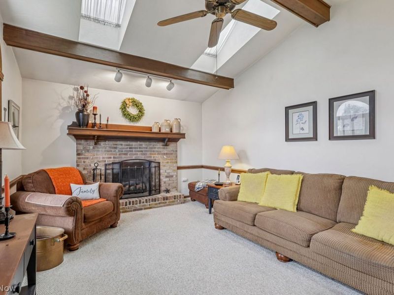 6598 N Timberidge Drive, Austintown, OH 44515 Photo 14