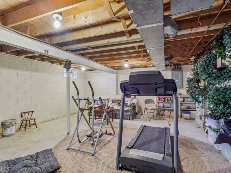 6598 N Timberidge Drive, Austintown, OH 44515 Photo 39