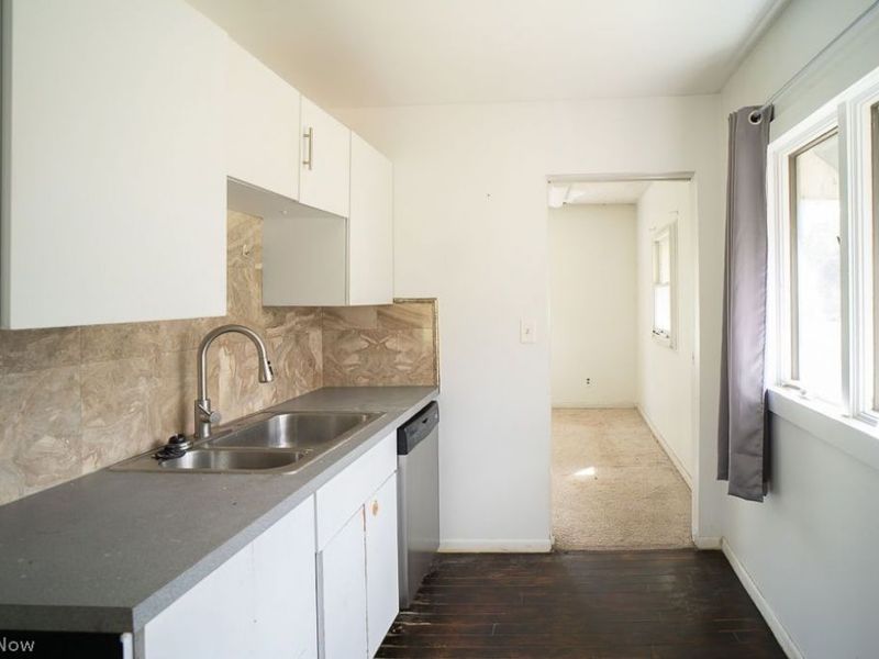 848 Schocalog Road , Akron, OH 44320 Photo 15