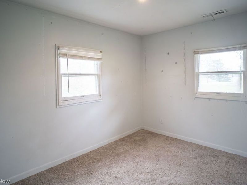 848 Schocalog Road , Akron, OH 44320 Photo 22